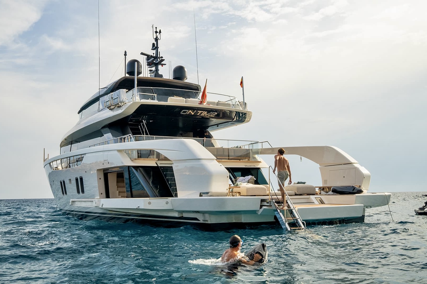 Luxury motor yacht ON TIME