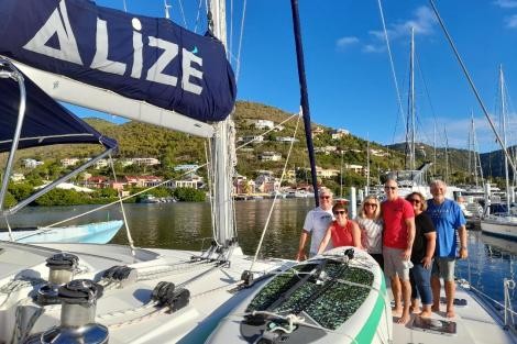 Review img # 88 of the yacht ALIZÉ