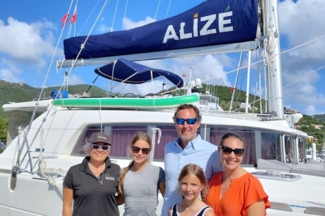 Review img # 72 of the yacht ALIZÉ