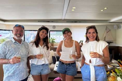 Review img # 12 of the yacht DRAGONFLY