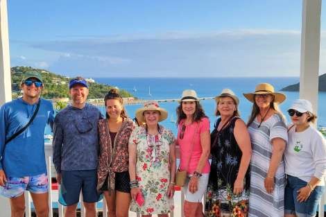 Review img # 98 of the yacht LIQUID ZEN