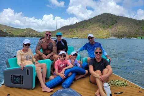 Review img # 69 of the yacht LIQUID ZEN