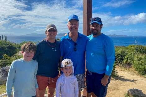 Review img # 51 of the yacht LIQUID ZEN