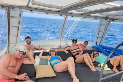 Review img # 16 of the yacht LIQUID ZEN