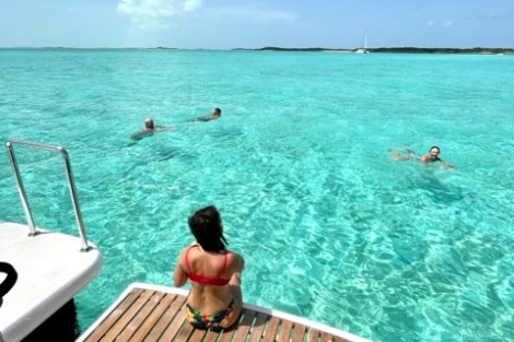 Review img # 54 of the yacht MUCHO GUSTO