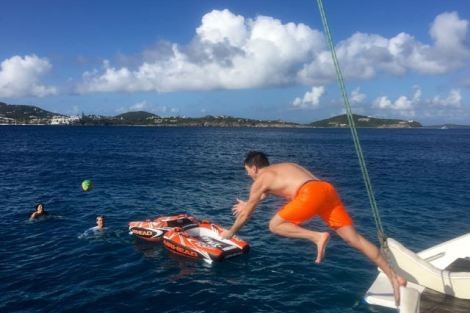 Review img # 8 of the yacht PARADIGM SHIFT