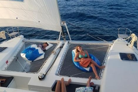 Review img # 135 of the yacht RAPSCALLION