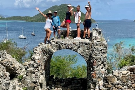 Review img # 107 of the yacht RAPSCALLION