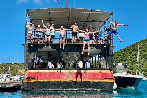 Review img # 62 of the yacht RAPSCALLION