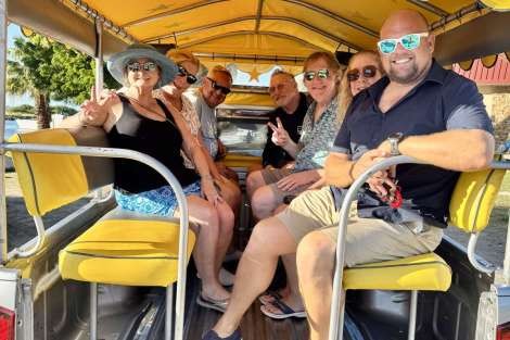 Review img # 21 of the yacht RAPSCALLION