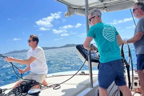 Review img # 45 of the yacht UNWAVERING