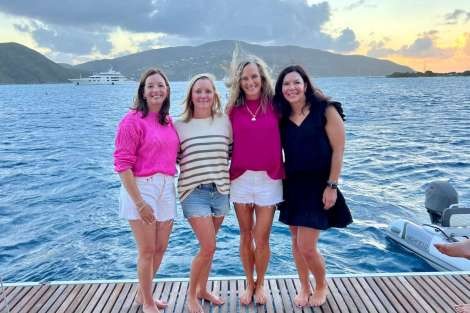 Review img # 46 of the yacht UNWAVERING