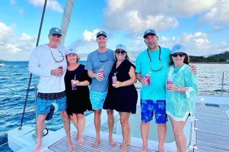 Review img # 44 of the yacht UNWAVERING