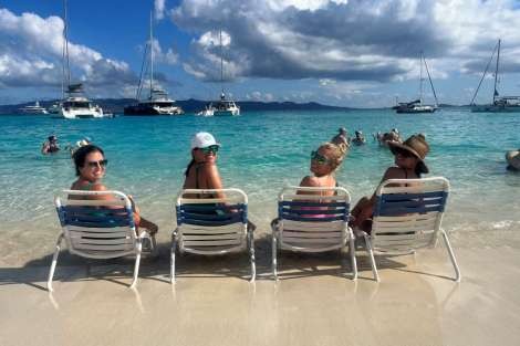 Review img # 20 of the yacht UNWAVERING